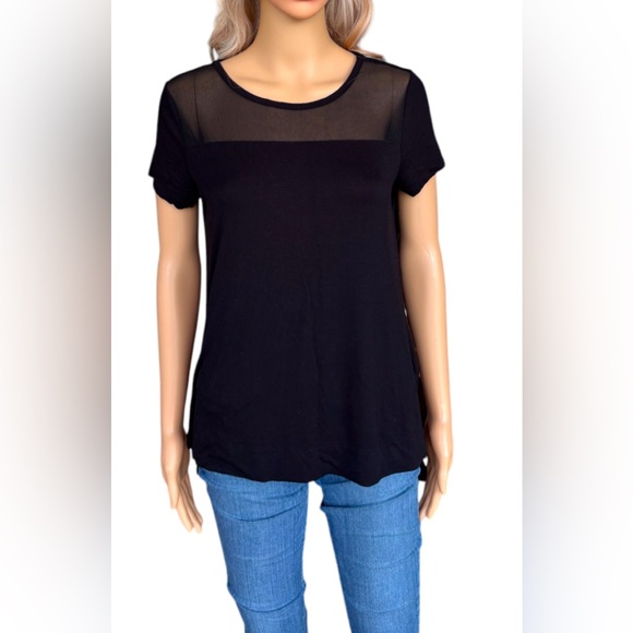 Tahari❣️Free w/purchase‼️ Black Crew Neck Top | Size S - Picture 3 of 7